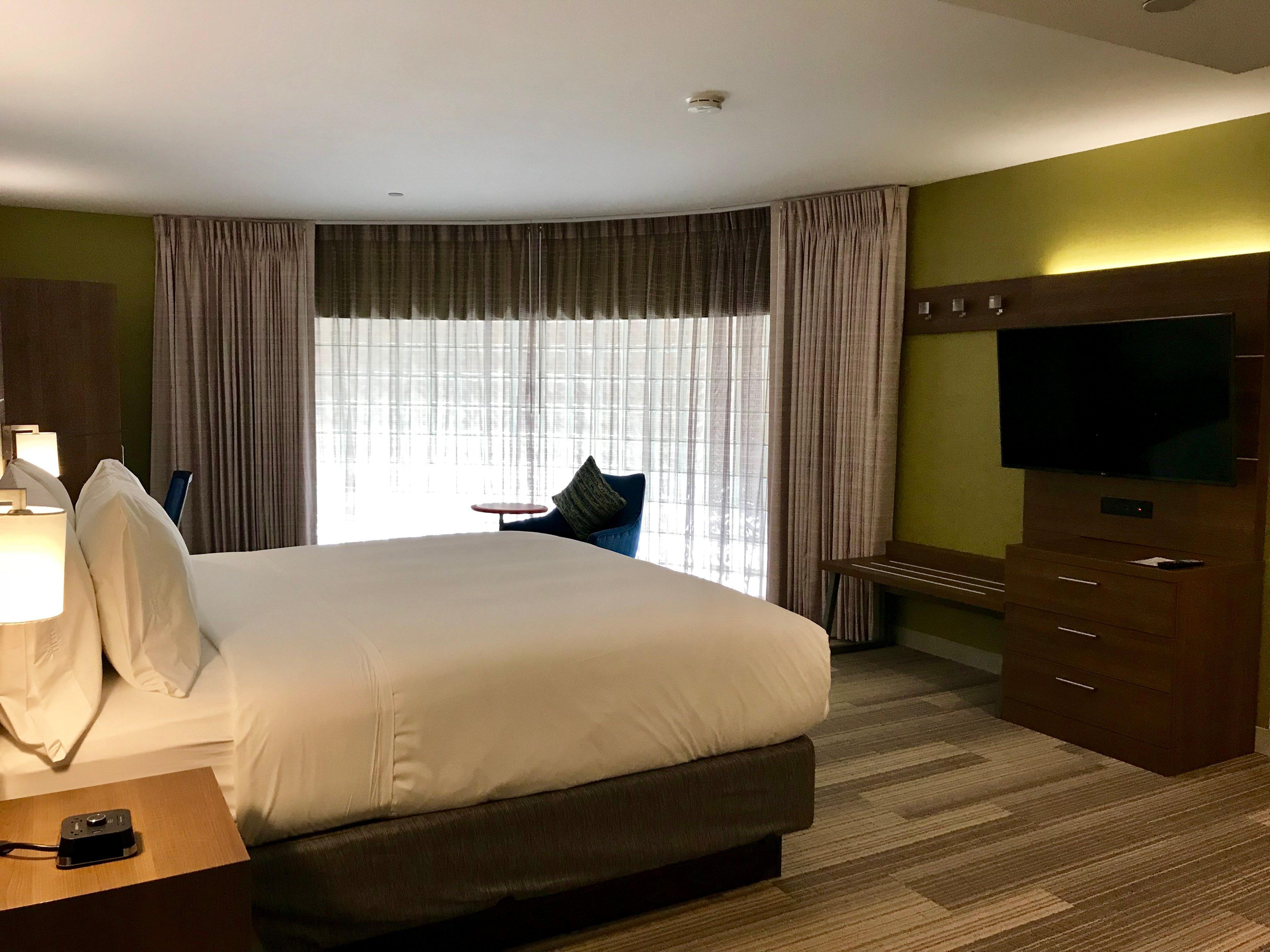 Holiday Inn Express & Suites Pasadena - Los Angeles By Ihg Exterior foto