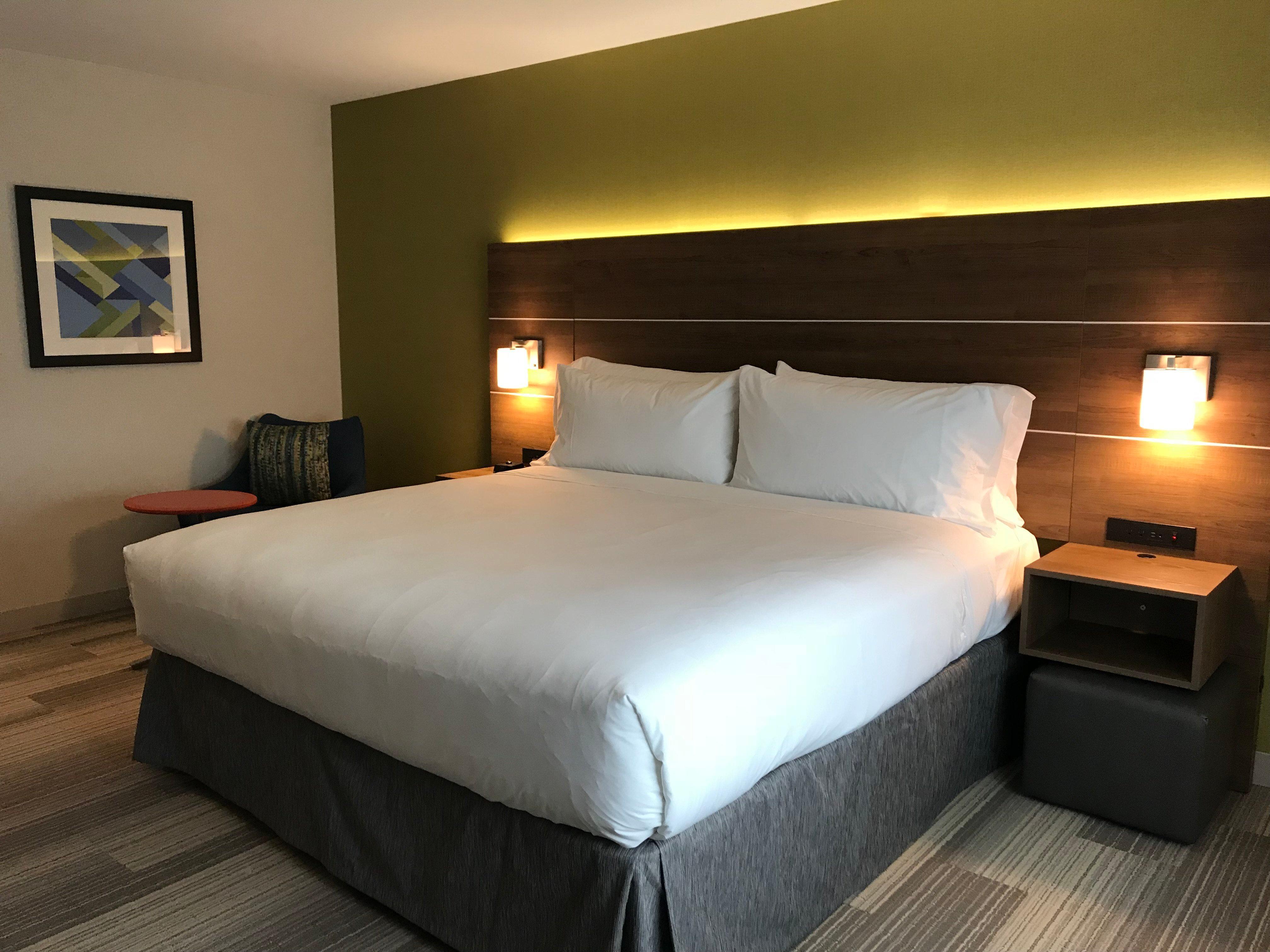 Holiday Inn Express & Suites Pasadena - Los Angeles By Ihg Exterior foto